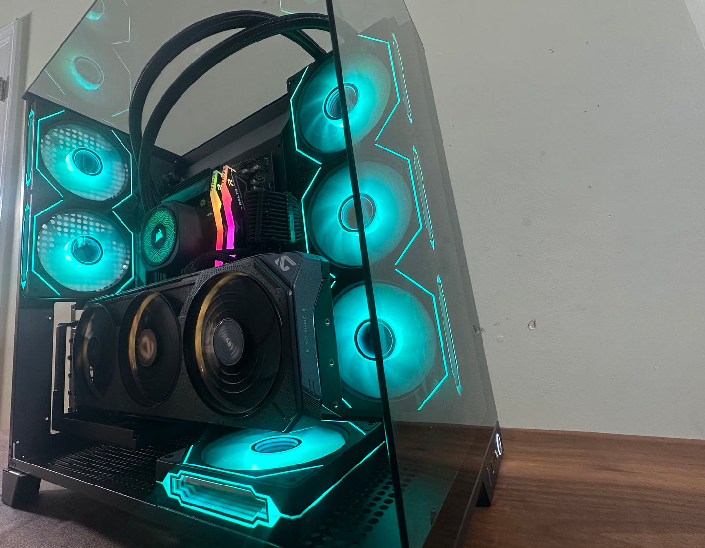 ๐ฅ"The Obsidian Core" RTX 5070 | Ryzen 7800X3D | 32GB DDR5 | 2TB | Showcase RGB Build