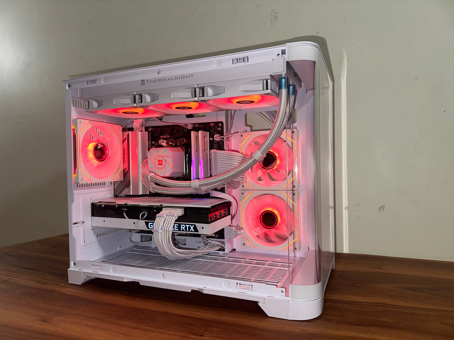 Arctic Storm ๐๏ธ | RTX 3080 | Ryzen 9 7900X | 32GB DDR5 | 360mm AIO
