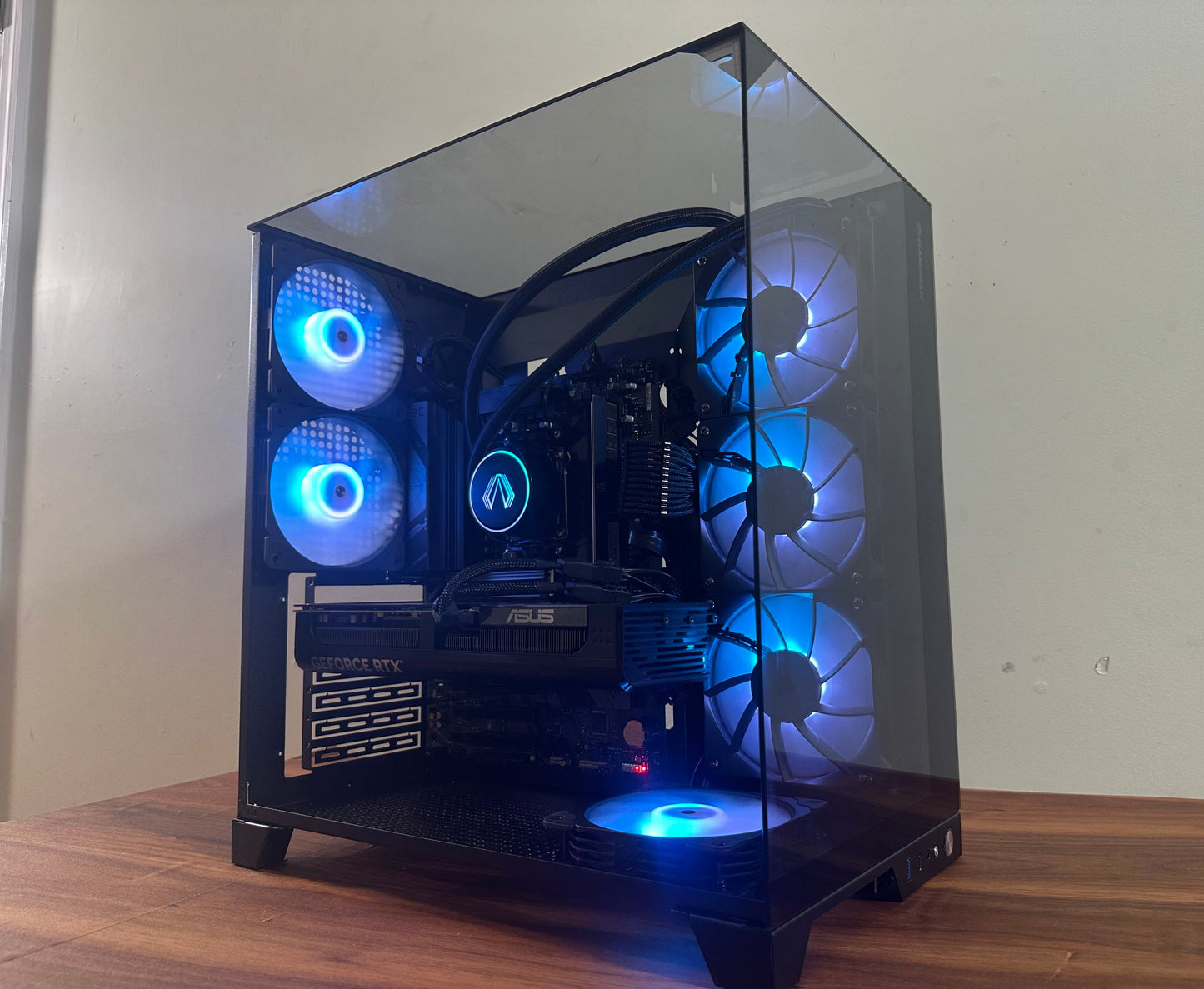 ๐ฅ"The Ripjaw" RTX 5070 | Ryzen 9 7900X | 32GB DDR5 | 2TB Gen4 | 360mm AIO