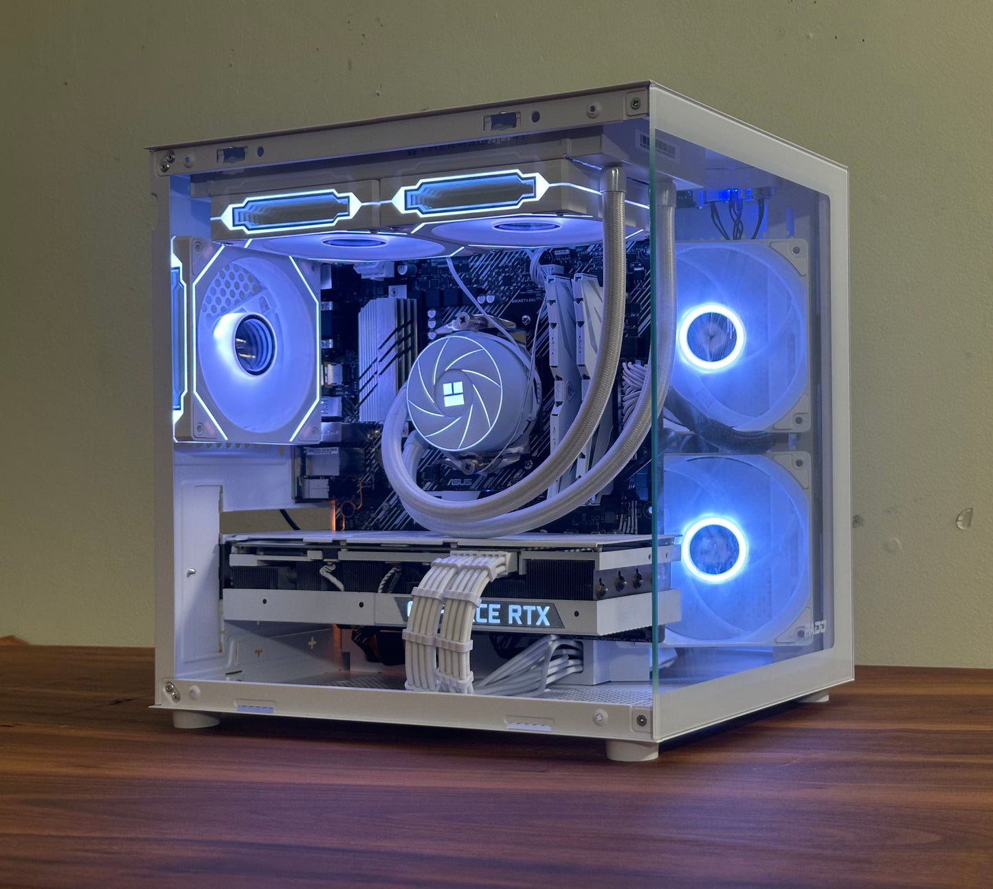 โ๏ธ Frostbite| RTX 3080 | Ryzen 5 5600X | 32GB | 240mm AIO