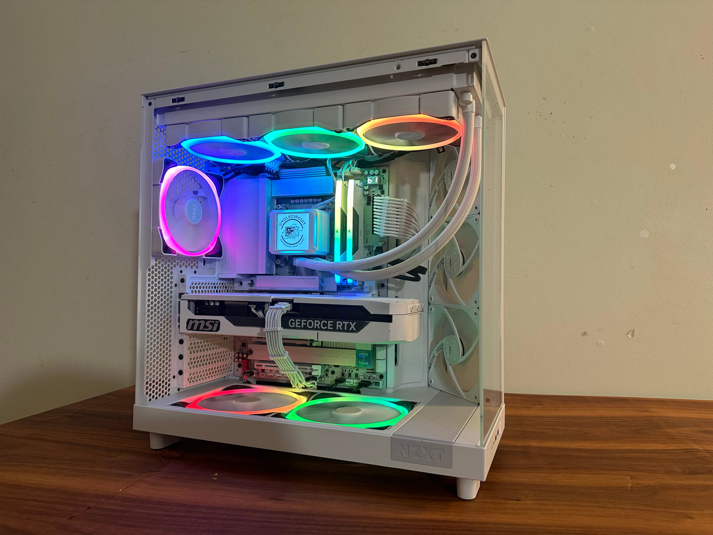 ❄️GlacierCore| RTX 5070 Ti | Intel Ultra 7 | 32GB DDR5 6000MHz | 2TB SSD | NZXT H6 Elite LCD Display