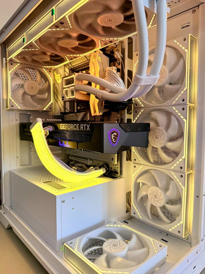 ❄️ FrostForge — Ryzen 7 9800X3D | RTX 5070 Ti | 32gb DDR5| Windows 11 Pro