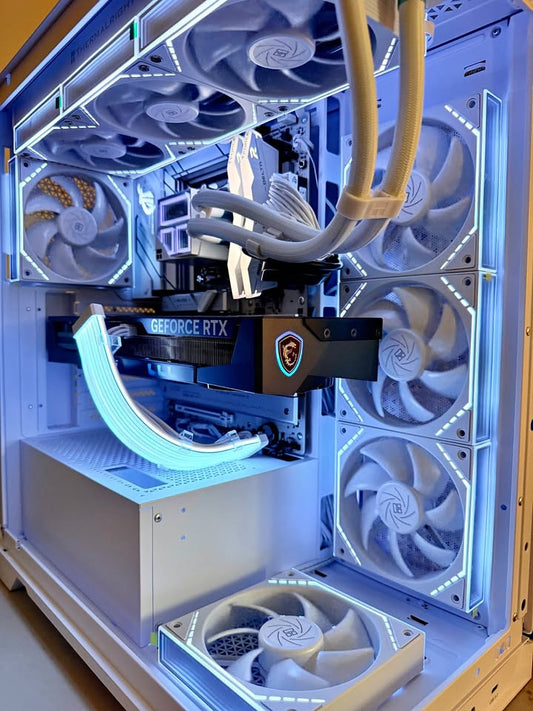 ❄️ FrostForge — Ryzen 7 9800X3D | RTX 5070 Ti | 32gb DDR5| Windows 11 Pro