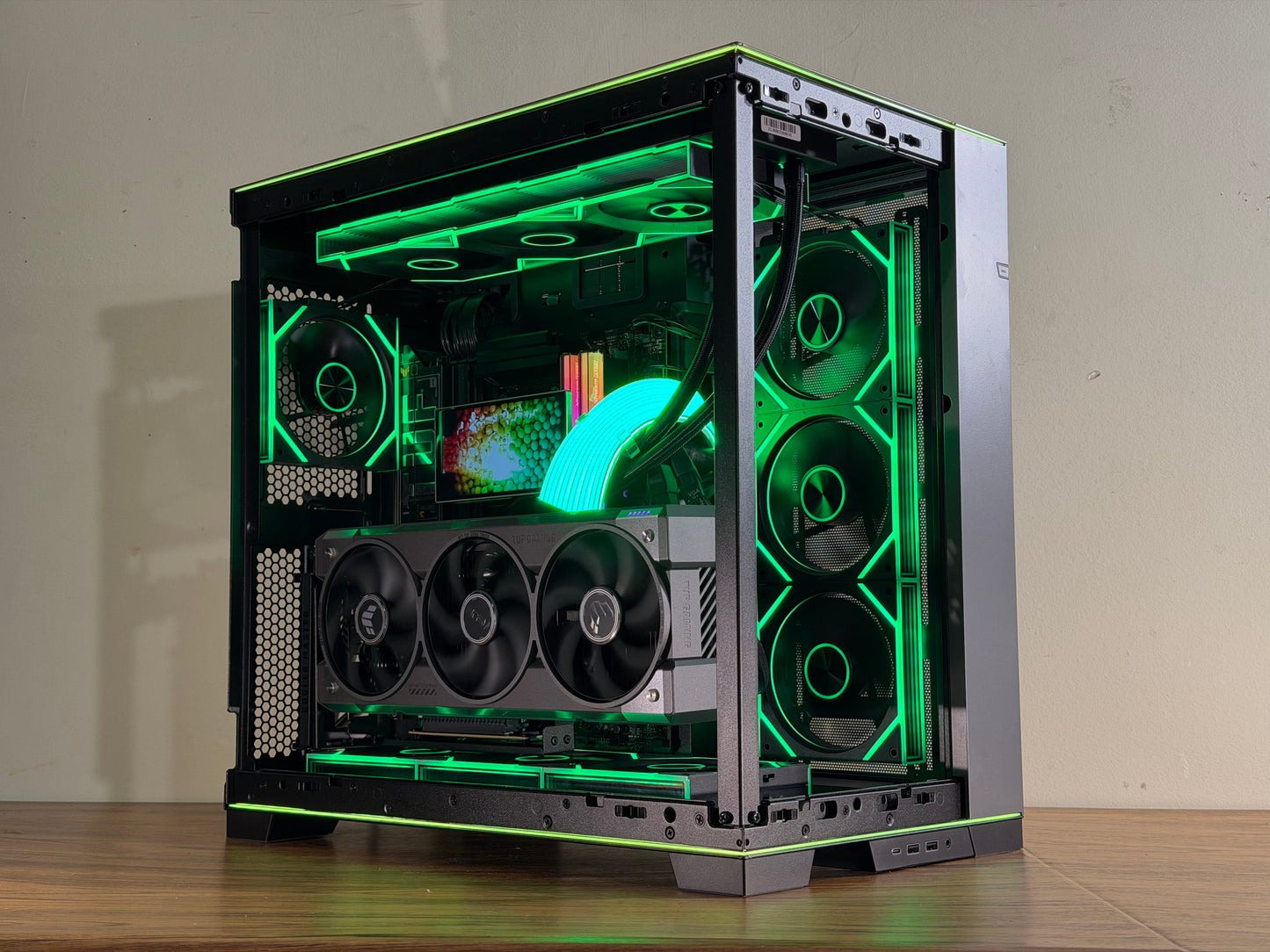 👑 APEX MIRRORSTORM SHOWCASE— 9950X3D | RTX 5080 | 32GB 8000mhz| 2tb 990 pro| 1000w PSU |