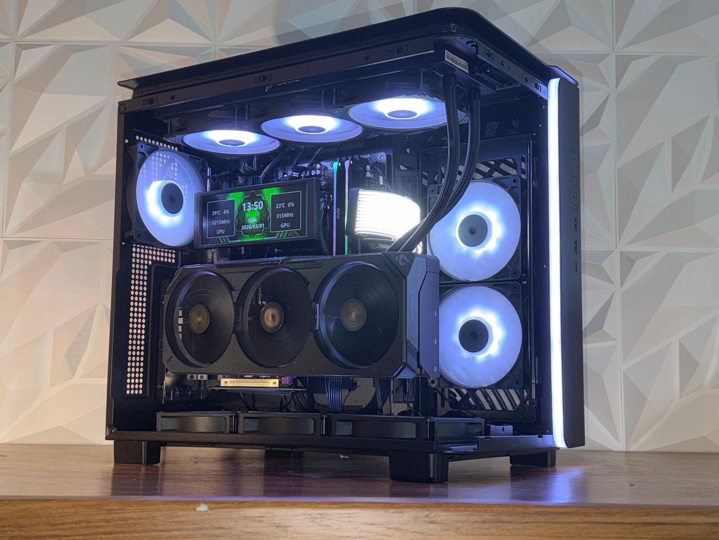 ⚡ RTX 5070 TI | 9800x3d | 32gb DDR5 | 2tb NVMe SSD | Windows 11 | "Phantom Nebula 95"