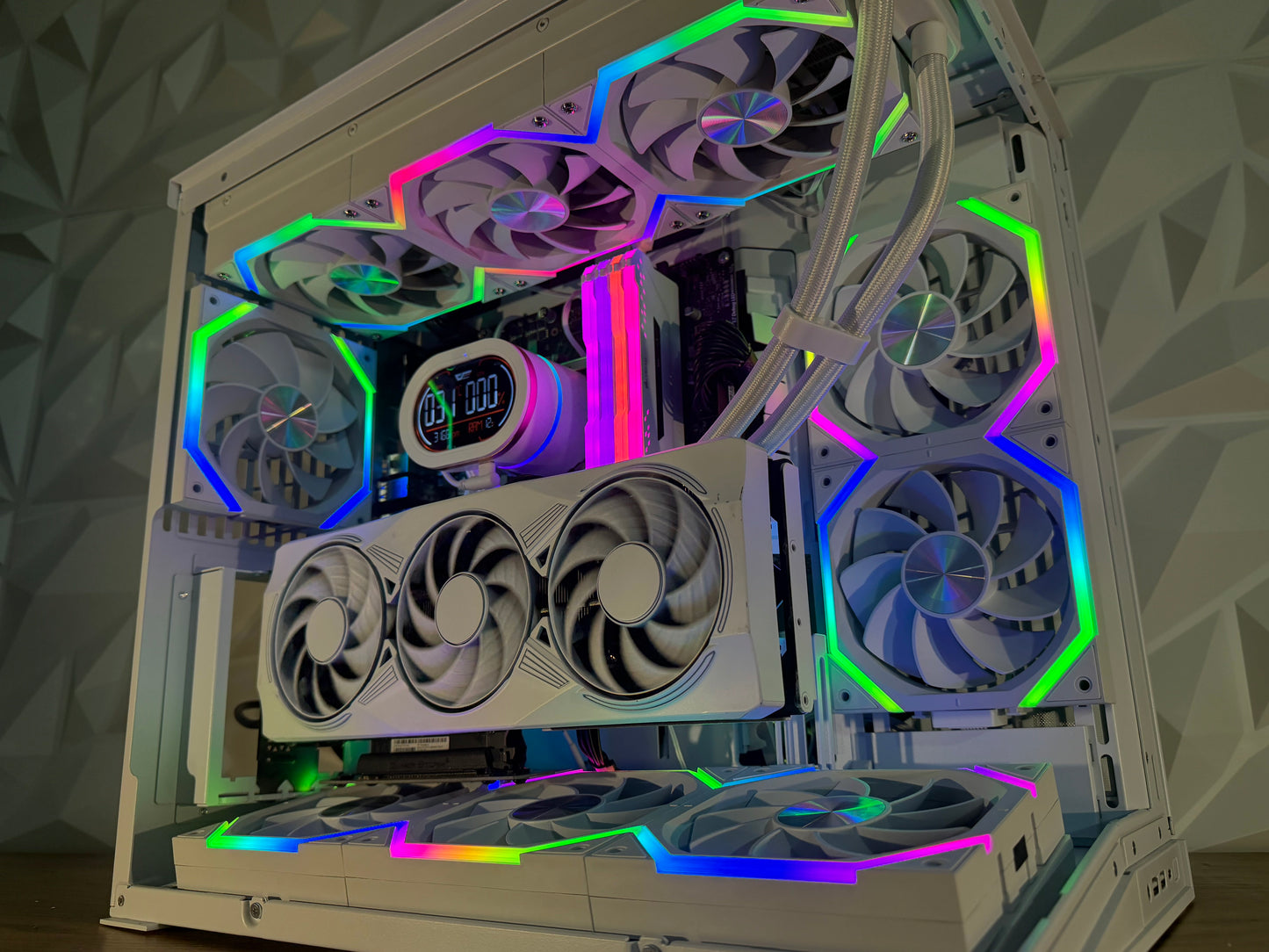 🌌⚡ “GALAXY STRATA” | RTX 5070 + i5-14600K | 32GB RGB | 2TB NVMe | LCD AIO | Windows 11 Pro ⚡🌌